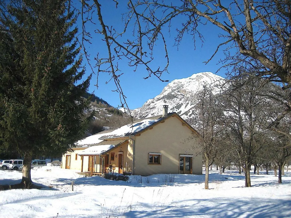 Chambres D'Hotes La Pierre D'Oran L'Argentiere-la-Bessee Bed & Breakfast